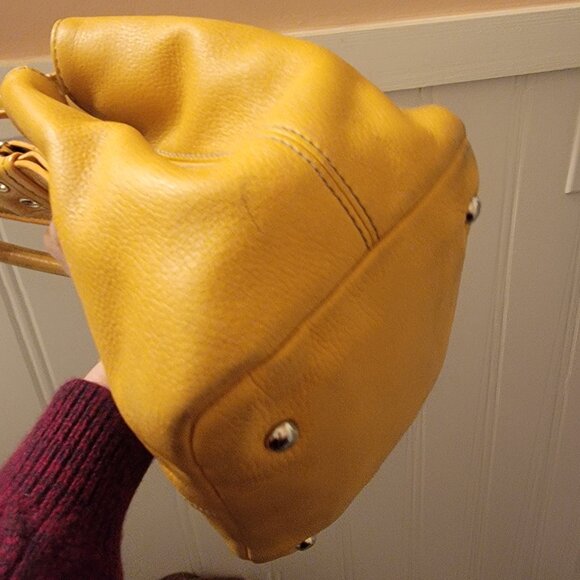 TIGNANELLO BUTTER YELLOW PEBBLED LEATHER HANDBAG PURSE TOTE - Picture 13 of 15